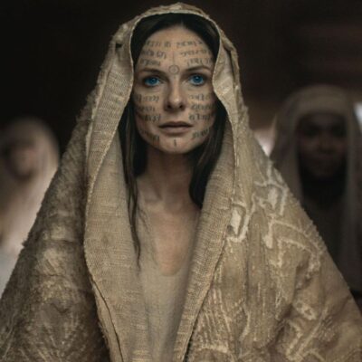 Số mệnh của chúng ta thực chất là câu chuyện mà ta kể về chính mình mỗi ngày